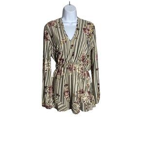 Peach Love California Shorts Romper Size S